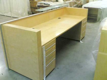Repräsentativer Empfang Side