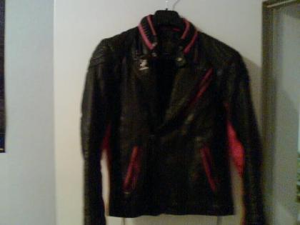 Guterhaltene Motorradlederjacke