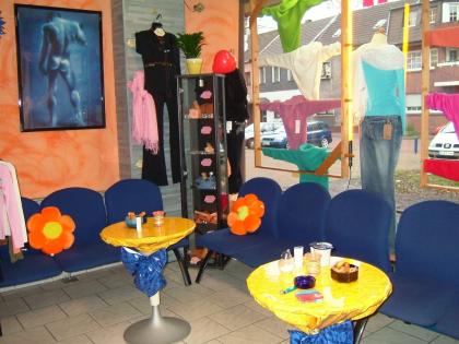 Komplettes Sonnenstudio im Raum 47. zu verkaufen