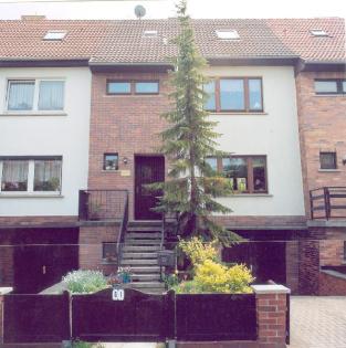 Reihenhaus inkl. Keller und Garage in Rostock Ostseenähe zu verkaufen