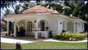Verkaufe attraktive Villa am Fluss Yassica oberhalb Cabarete Dominikanische Re