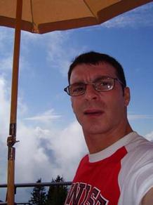 Wir suchen für Tschechischer Jaroslav eine netter ehrlicher Traumpartner Mann ab