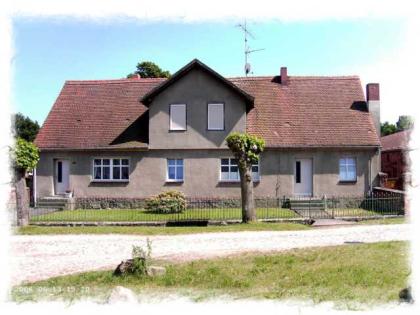 4-Seitenhof mit 8200 Grundstück in Brandenburg