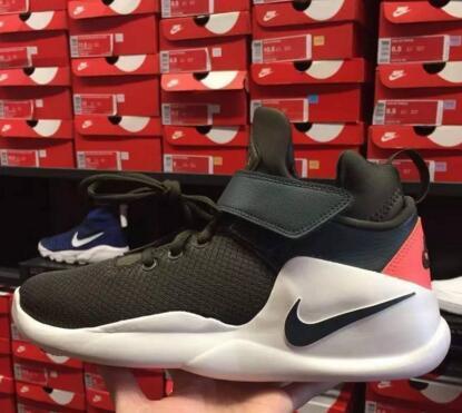 Neue Schuhe zum Verkauf Nike