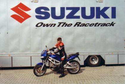 SUCHE für meine SV 650 Bj. 1/02 Five Star Venom Maske