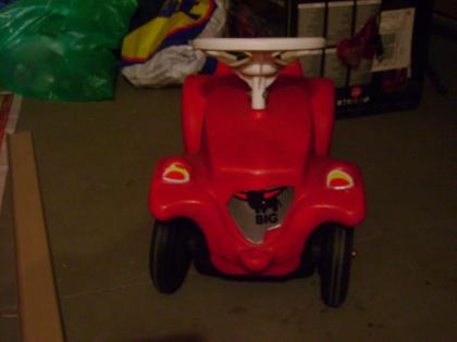 BIG WAGEN FÜR KLEINKINDER ABZUGEBEN