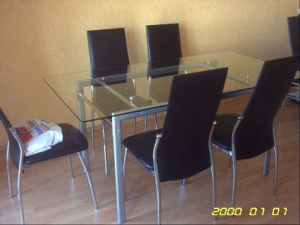 Glastisch tip top. 150 00 EUR