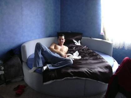 Suche girls für private aufnahmen bezahle auch