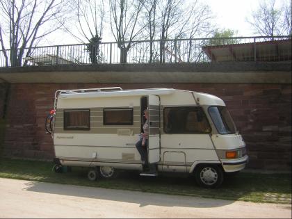 Kompaktes Wohnmobil HYMER B 534 mit Hecksitzgruppe