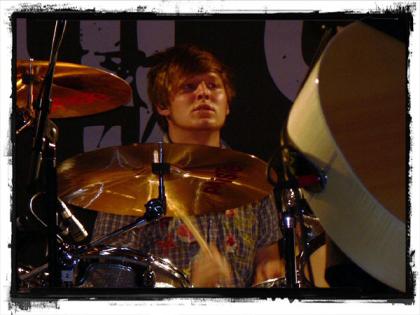 Drummer sucht Band Electro Alternative Hard-Rock Indie