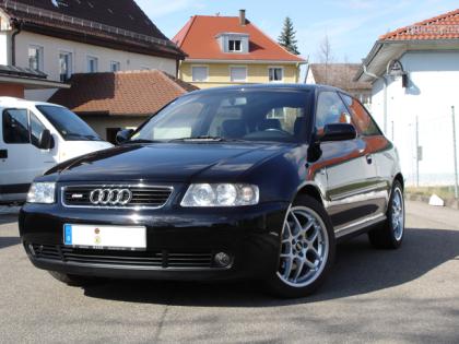 Audi A3 96kW Ausstattung vergl. S-Line