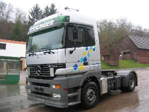 Mercedes-Benz 1846 LS Sattelzugmaschine Megaspace Kipphydr.