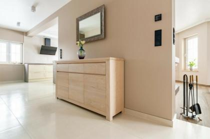 KOMMODE 175 4x40 5x95cm EICHENHOLZ GEWEIßTER LACK MASSIVHOLZ BLUM-BESCHLÄGEN N