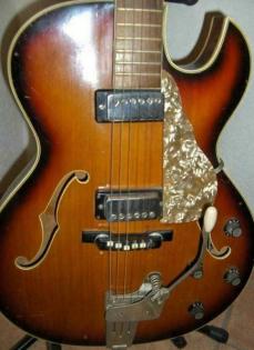 Wunderschöne Gitarre / seit etwa 35 Jahren in unserem Besitz