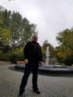 Suche Liebenswerte Partnerin aus Berlin