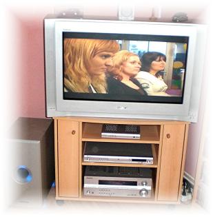 Komplettes Heimkino bestehend aus