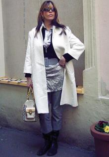 Mode Stylistin sucht.