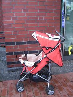 Kinderwagen von knoor für 45 Euro
