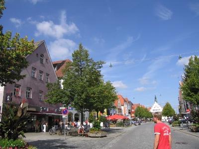 1-Zimmer-Wohnung mit Einbauküche im Zentrum Neumarkt
