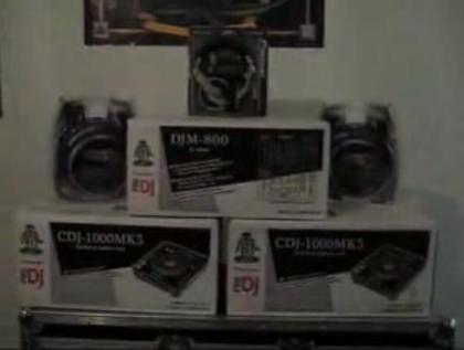 2 x CDJ 1000 MK3 1 x DJM 800 monster studio cables HDJ 12 Coffin Case