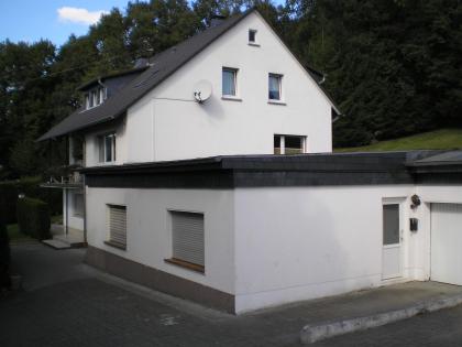 Mehrfamilienhaus am Stadrand von 51674 Wiehl