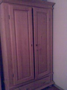 Kiefernholz Kleiderschrank Antik look