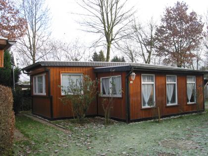 Schönes Holzbungalow Mobilheim