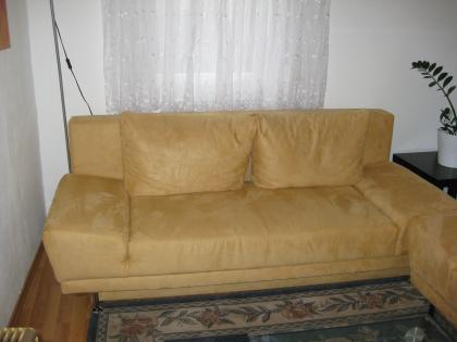 2 Sofas zu verkaufen