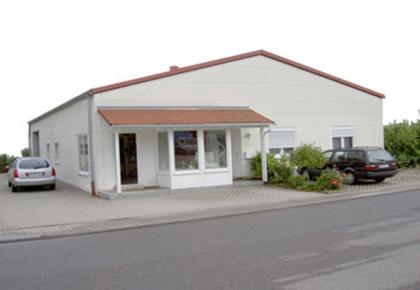 ZUVERKAUFEN Gewerbeobjekt mit Wohnung Bj 1997 335. 000 EUR