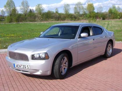 Hochzeit Standesamt Wir fahren Sie im DODGE Charger 525 PS