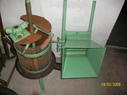 Obst-Spindelpresse mit Mahlwerk ca. 11L