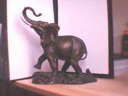 Elefand aus schwarzen Kupfer