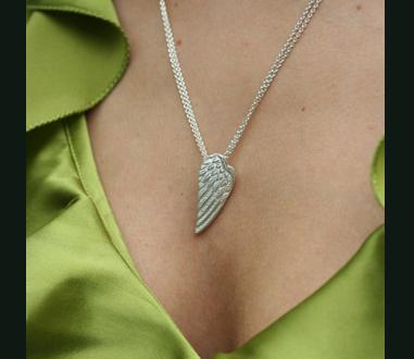 Engelsflügel 3cm Silber an der Doppelkette