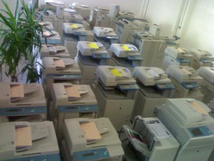 Suche Kopiegeräte PCs Monitoren Drucker CD-Brenner. etc.