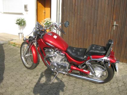 800 Intruder Suzuki Typ VS 52 B bestens gepflegt