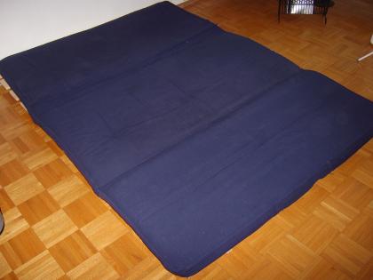 Futon- blaues Bettsofa