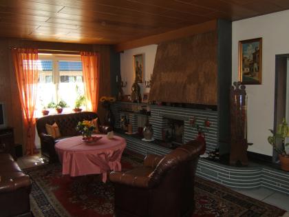 Idyllisch vielseitiges zwei Generationenhaus zu verkaufen - KEINE MAKLERGEBÜHRE
