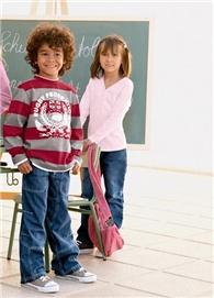 Looks4u Kinder- Langarmshirt für gerademal Euro 2 90