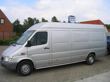 Umzug ab 25 EUR/Std. Möbelaufbau Entrümpelungen Transporter München Umgebung Bun
