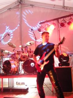Gitarrist 30 J. sucht Rock- Cover Band