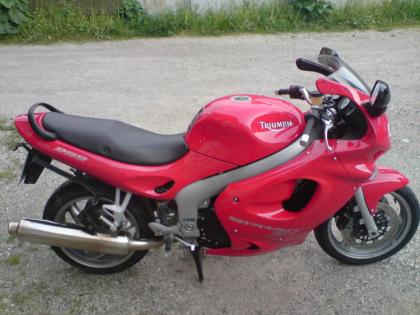 Verkaufe eine Triumph Sprint ST mit wenig Kilometer