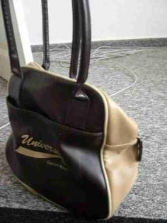 Mittelgroße Marken Sport-Handtasche