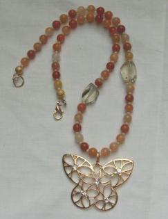 Edelsteinkette Achatkette mit Butterfly