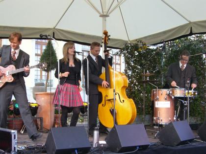 Berlin PROBERAUM gesucht für Proben 2x/Woche für 4 Musiker .