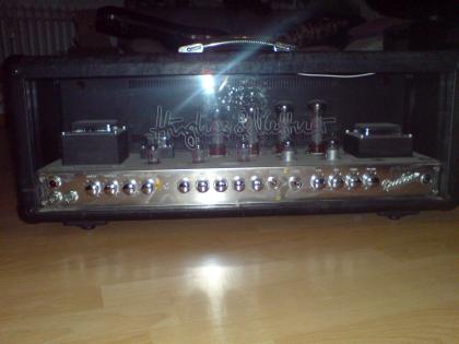 Hughes Kettner Duotone Topteil 100 Watt.