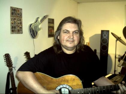 GITARRENUNTERRICHT in MINDEN für JUNG ALT