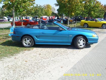 Suche teile für Ford Mustang Bj 94 3 8 cabrio