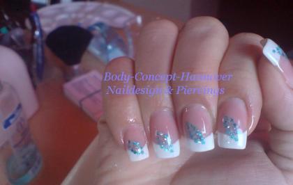 Nageldesign Mobiles Piercingstudio