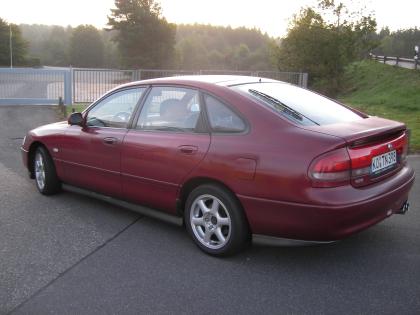 Verkaufe Mazda 626 GE 2 0l 16V 93. 572km orginal