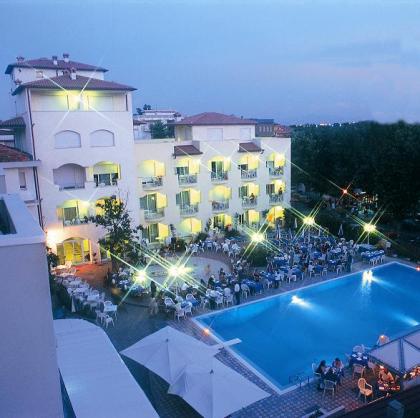 Gepflegte Aparthotels an der italienischen Adria